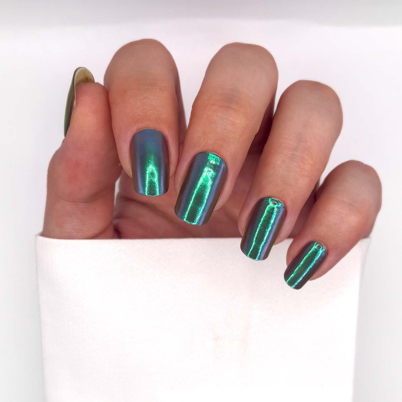 UV - Shimmering Green