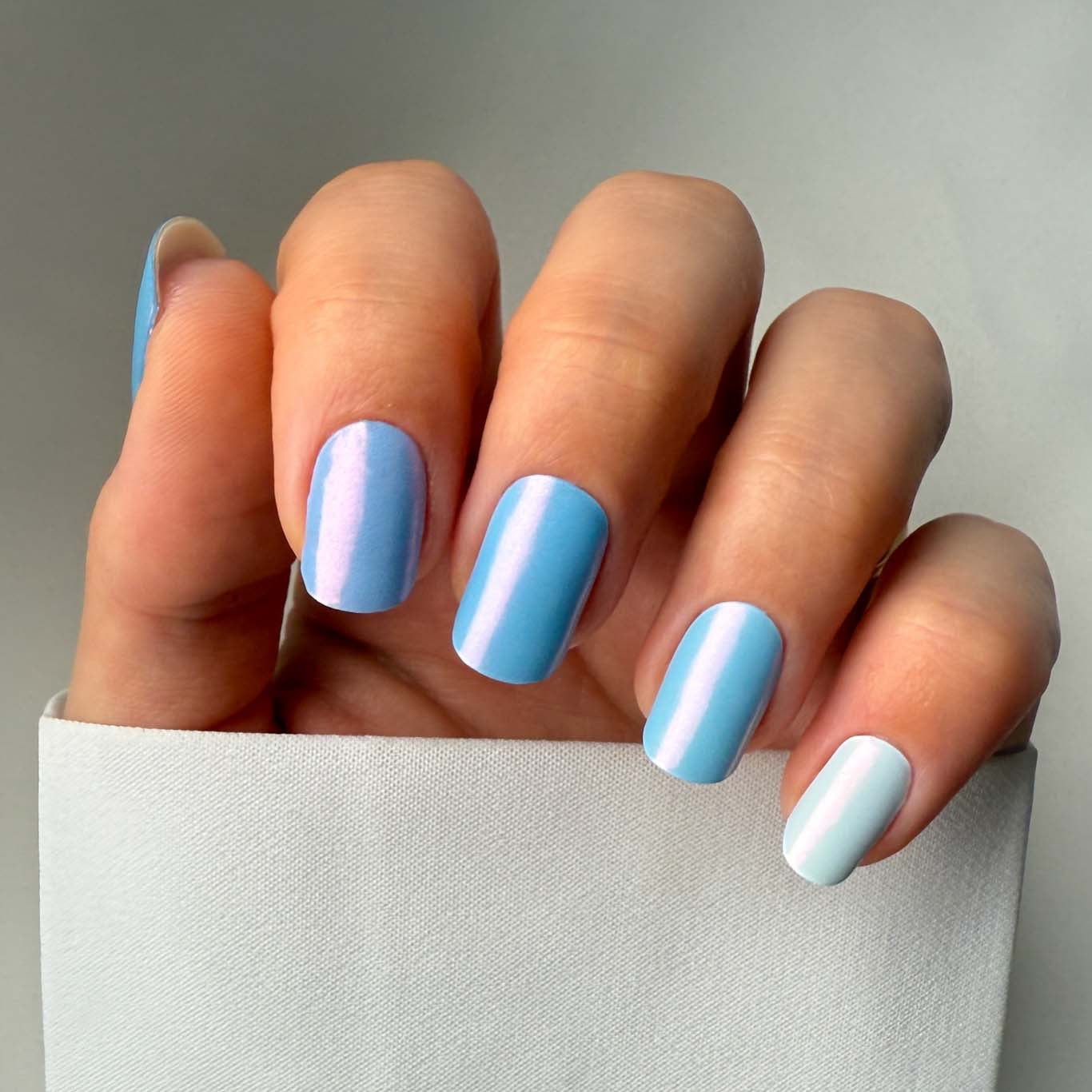 UV - Shades Blue Schimmer (16er)