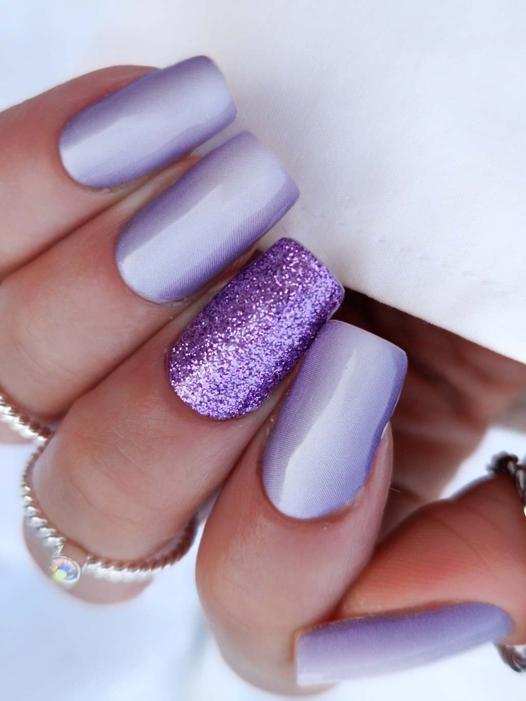 Revolutionary - lila